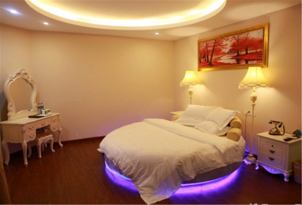 Greentree Inn Shanghai Hongqiao Hub Cao'An Road Huajiang Branch Road Express Hotel Jiading Екстериор снимка